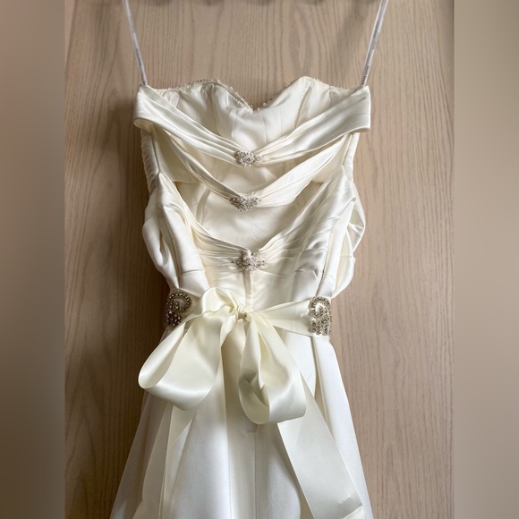 David’s Bridal size 12 - Picture 3 of 5